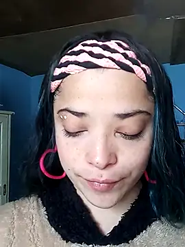 Elvishcassie  online show from 11/27/25, 01:46