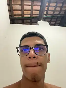 Snapshot of Naka300 chatting on 02/13/25, 02:45 Naka300 online show from 02/13/25, 02:45