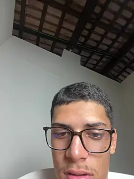 Snapshot of Naka300 chatting on 02/15/25, 12:48 Naka300 online show from 02/15/25, 12:48