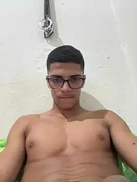 Snapshot of Naka300 chatting on 03/22/25, 06:00 Naka300 online show from 03/22/25, 06:00