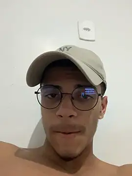 Snapshot of Naka300 chatting on 02/05/26, 10:47 Naka300 online show from 02/05/26, 10:47