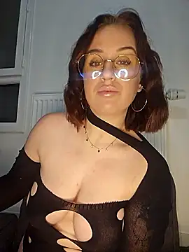 lindsay 33off online show from 01/11/26, 06:02