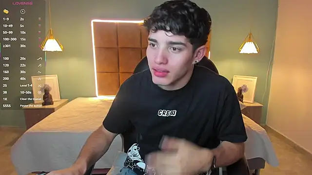 AlejooTwink online show from 10/27/25, 12:58