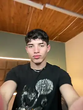 AlejooTwink online show from 02/04/26, 10:36