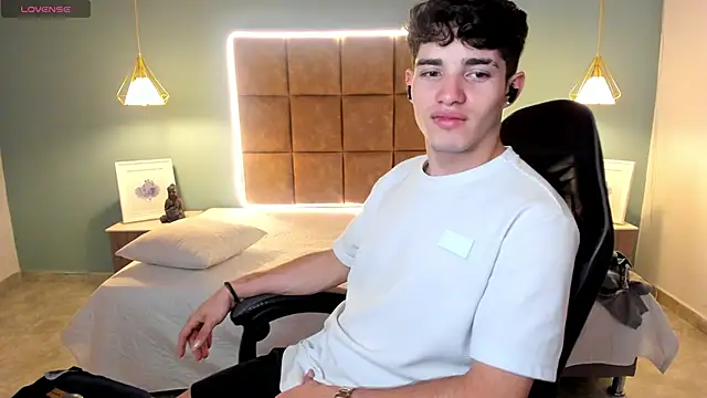 AlejooTwink online show from 02/27/26, 11:16