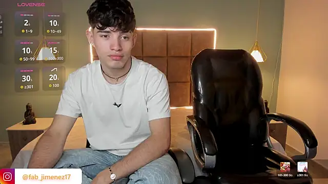 AlejooTwink online show from 06/22/26, 04:20