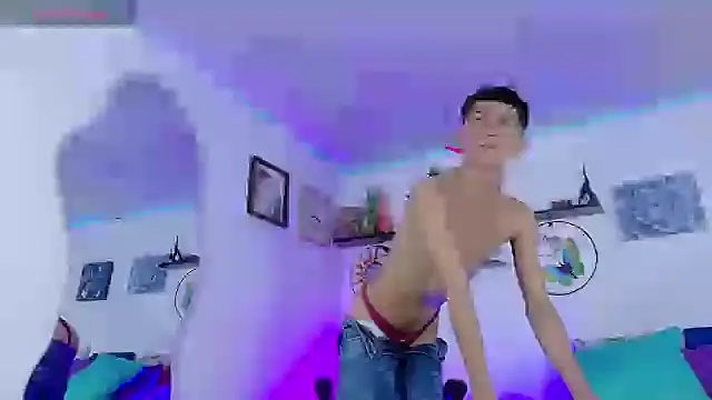 Noah tyler  online show from 09/20/25, 07:59