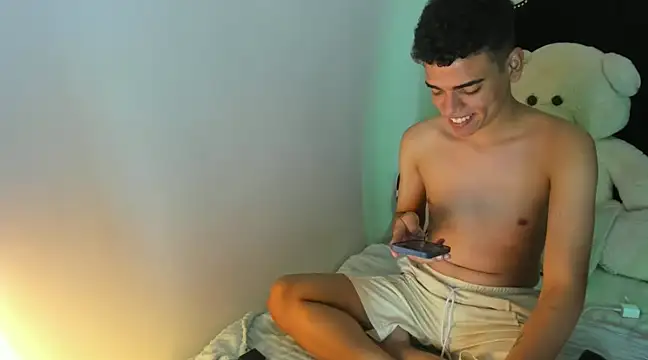 Leo bunny hot online show from 12/17/24, 04:12