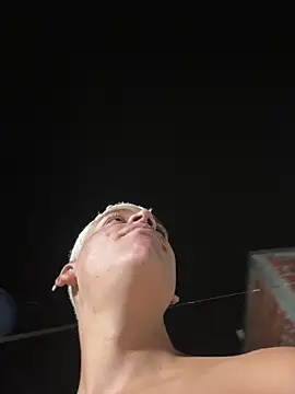 Leo bunny hot online show from 11/26/25, 03:51