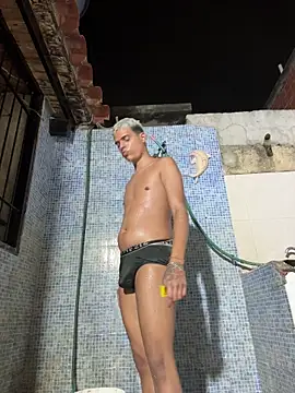 Leo bunny hot online show from 01/15/26, 05:34