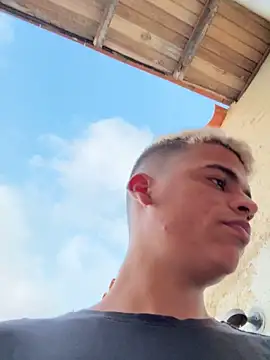 Leo bunny hot online show from 04/01/26, 10:29