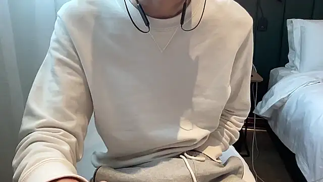 kimkim123123 online show from 02/10/25, 07:15