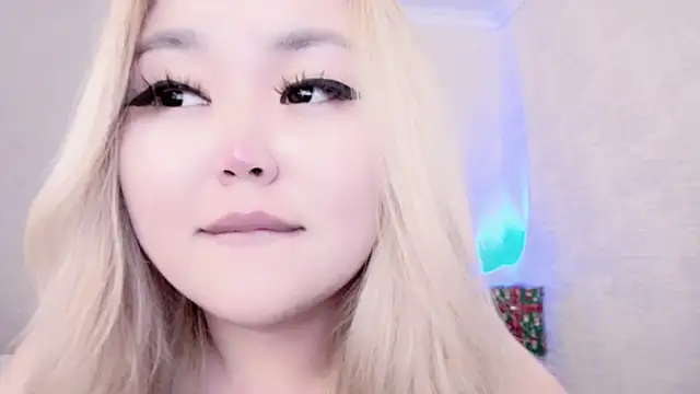 amelia sunlight online show from 12/23/24, 02:13