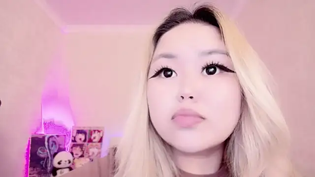 amelia sunlight online show from 02/24/25, 01:24