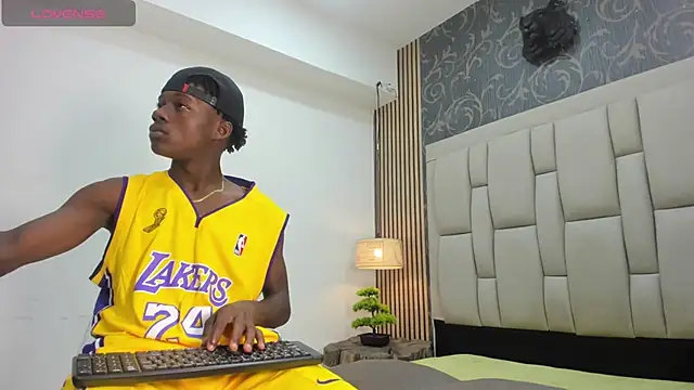 chimi88 online show from 02/21/25, 11:22