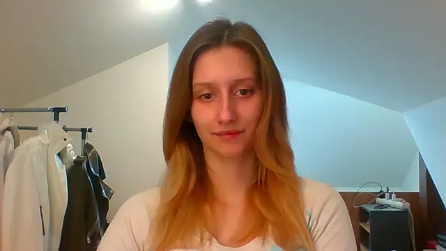 LUNA delight online show from 03/12/25, 02:56