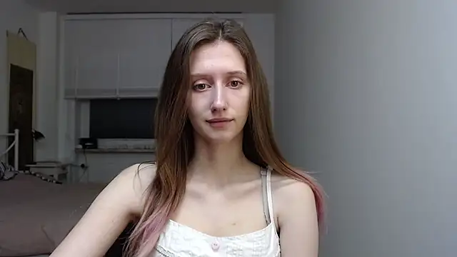 Snapshot of LUNA_delight chatting on 01/14/26, 06:41 LUNA delight online show from 01/14/26, 06:41