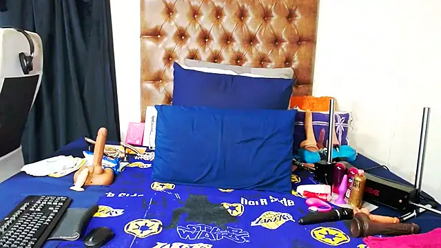 Hotxbums22 online show from 02/22/26, 07:45