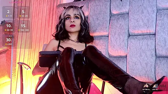 Alice noir online show from 04/18/26, 11:49