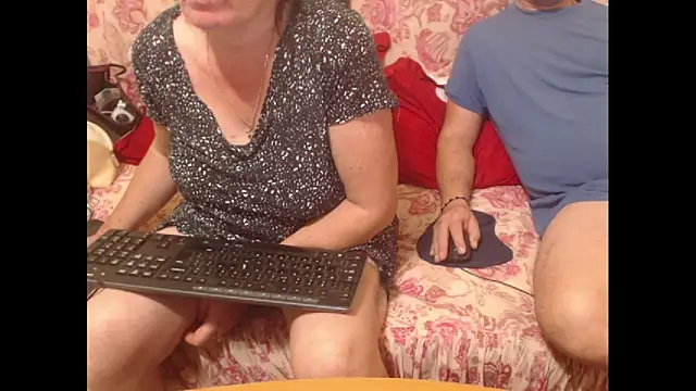 sweetcouplesweets online show from 11/02/25, 11:56