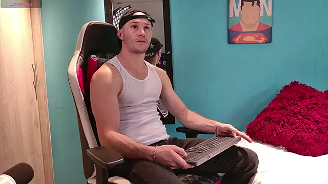 AxelFairchaild online show from 03/09/25, 01:15