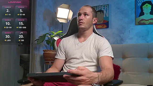 AxelFairchaild online show from 02/07/26, 01:04