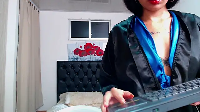 conni f00x online show from 04/28/26, 02:27