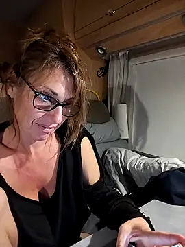 Snapshot of misslynexxx chatting on 03/15/26, 07:31 misslynexxx online show from 03/15/26, 07:31