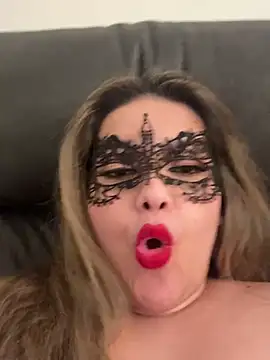 famous indian girl online show from 02/01/25, 11:27