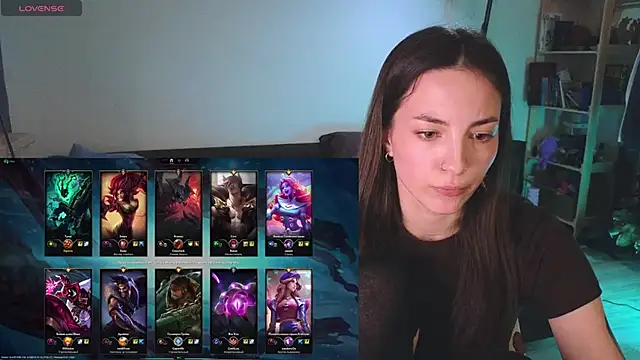 Snapshot of Space_X_Roxy_ chatting on 03/03/25, 08:21 Space X Roxy  online show from 03/03/25, 08:21