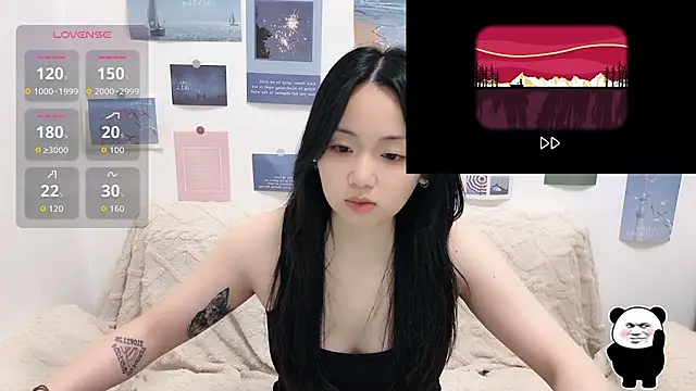 LiLiYbaby online show from 10/31/25, 06:25