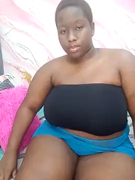 Snapshot of MelaninBear chatting on 06/14/26, 02:19 MelaninBear online show from 06/14/26, 02:19