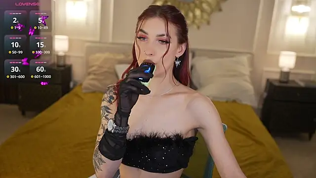 Magnetic Mia  online show from 03/21/26, 12:26