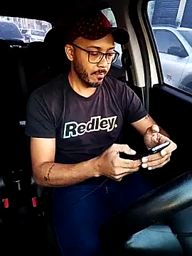 Snapshot of johnwalkerRjts chatting on 06/19/26, 10:08 johnwalkerRjts online show from 06/19/26, 10:08