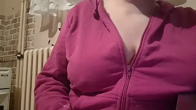 AalinnaK online show from 02/22/25, 04:40