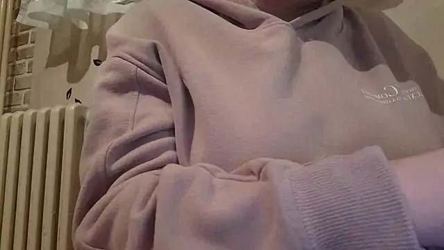 AalinnaK online show from 02/26/25, 08:00