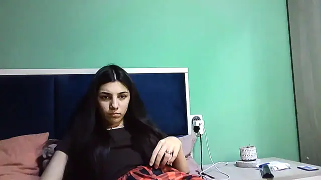 Ahotkittyxxx online show from 01/04/25, 04:43