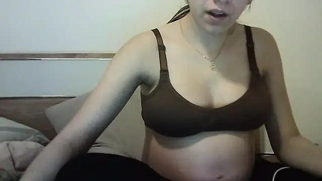 Ahotkittyxxx online show from 11/15/25, 06:15