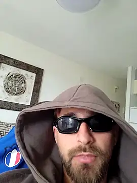 omarito100 online show from 04/12/26, 07:46