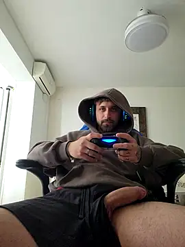 omarito100 online show from 04/18/26, 08:07