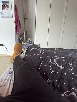 Snapshot of daubine46 chatting on 02/18/26, 09:38 daubine46 online show from 02/18/26, 09:38