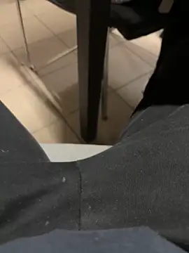 Snapshot of daubine46 chatting on 03/27/26, 05:57 daubine46 online show from 03/27/26, 05:57