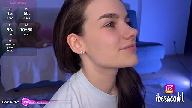 adriana allien online show from 09/18/25, 07:27