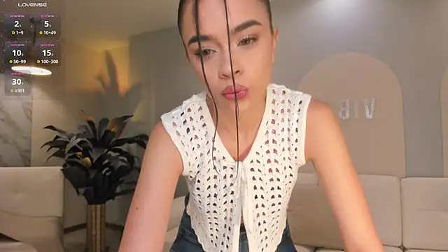 AlanaCraft online show from 09/18/25, 12:29