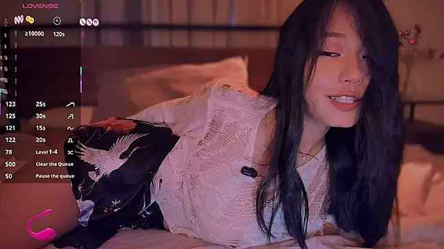 Snapshot of kimmy_chi_ chatting on 10/06/25, 05:54 kimmy chi online show from 10/06/25, 05:54