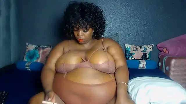 BustyWendyXXX47 online show from 03/24/26, 04:39