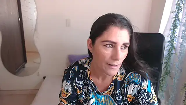 LUCY LI online show from 12/12/24, 07:15