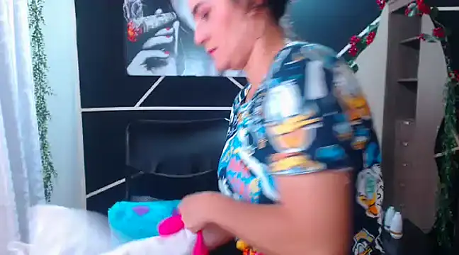 LUCY LI online show from 03/10/25, 09:40