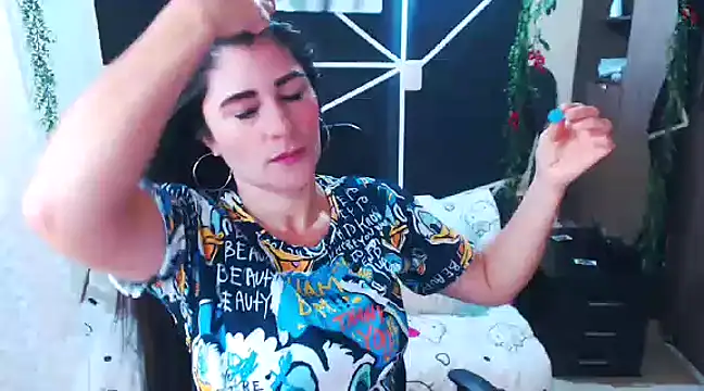 LUCY LI online show from 03/15/25, 01:18