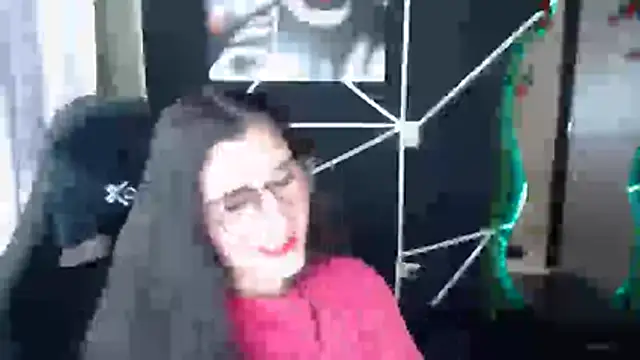 LUCY LI online show from 11/25/25, 06:52